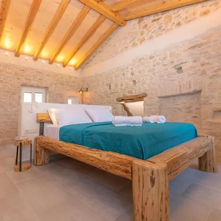 Ismini Kaminaki Appartement